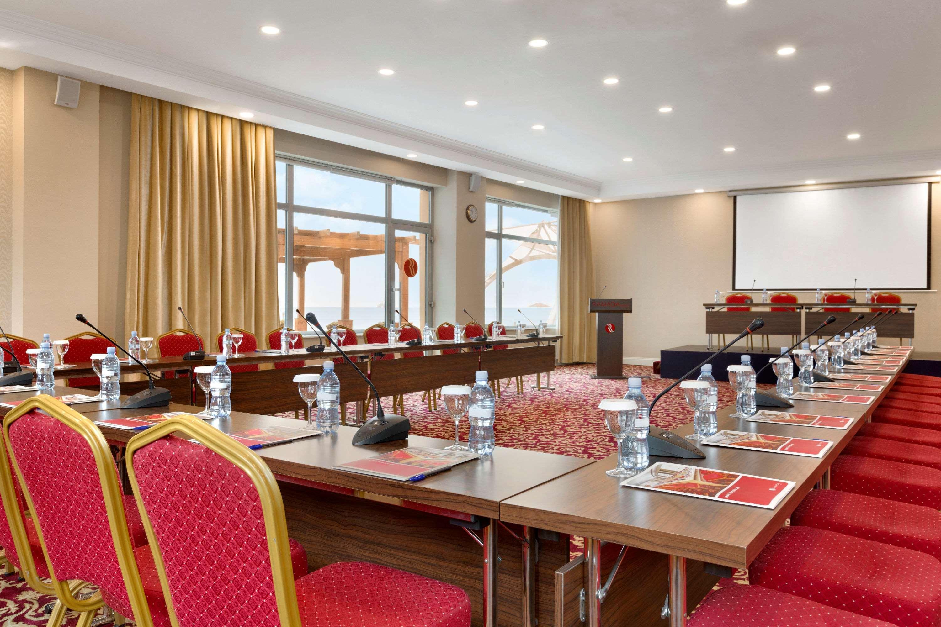 Hotel Ramada By Wyndham 5*