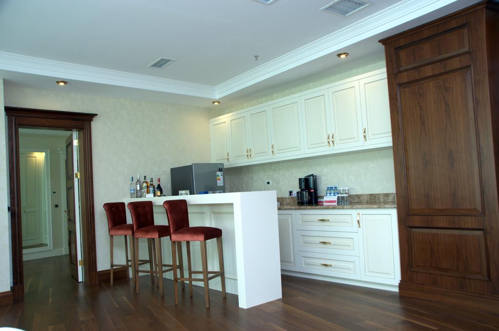Ramada By Wyndham Hotel 5*
